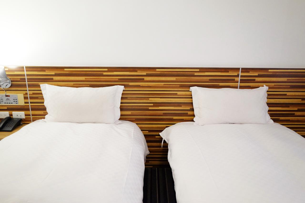 Dynasty Hotel Tainan Dış mekan fotoğraf