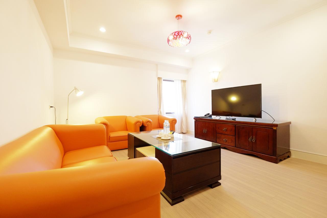 Dynasty Hotel Tainan Dış mekan fotoğraf