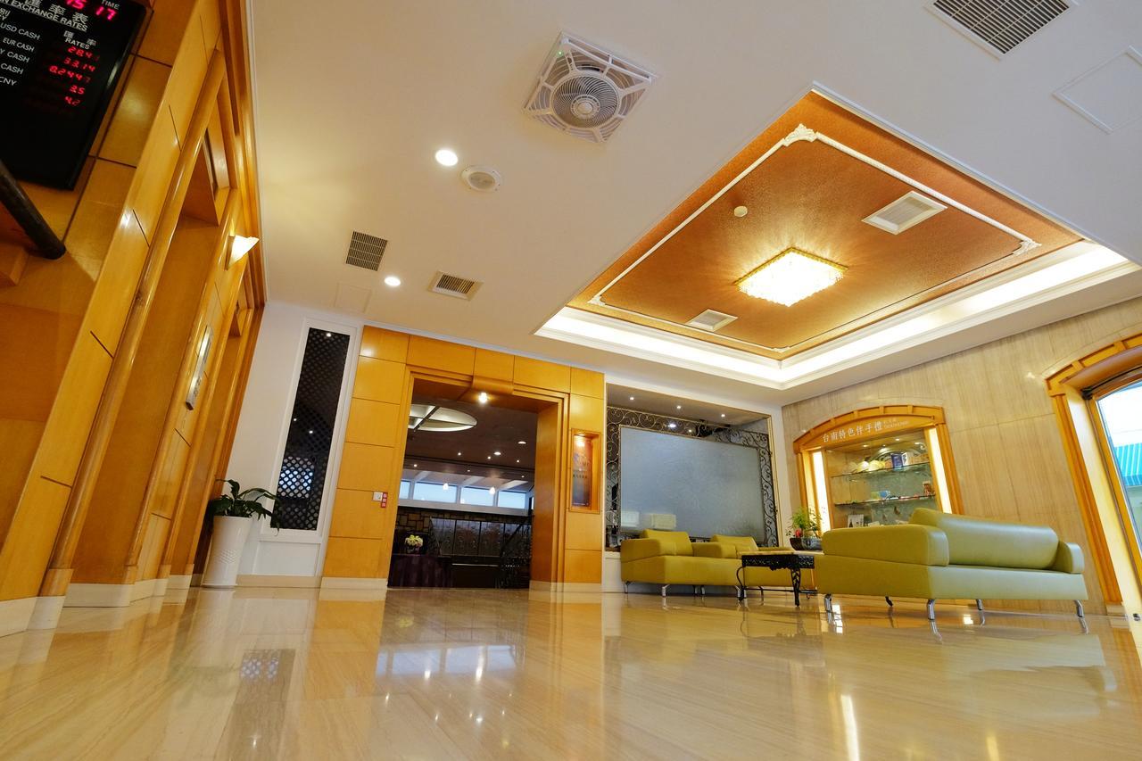 Dynasty Hotel Tainan Dış mekan fotoğraf